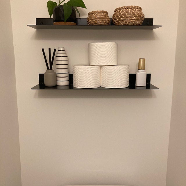 Frankie - Streamlined Metal Shelf